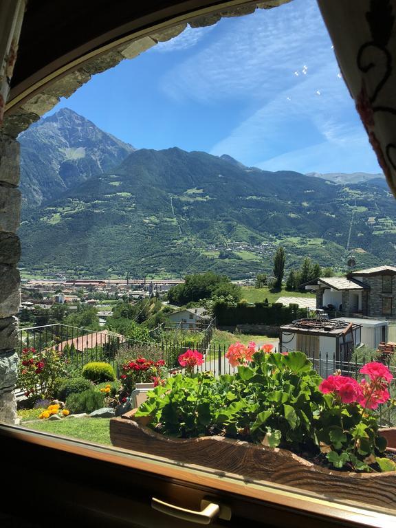 Appartamento Fleur Des Neiges Aosta Luaran gambar